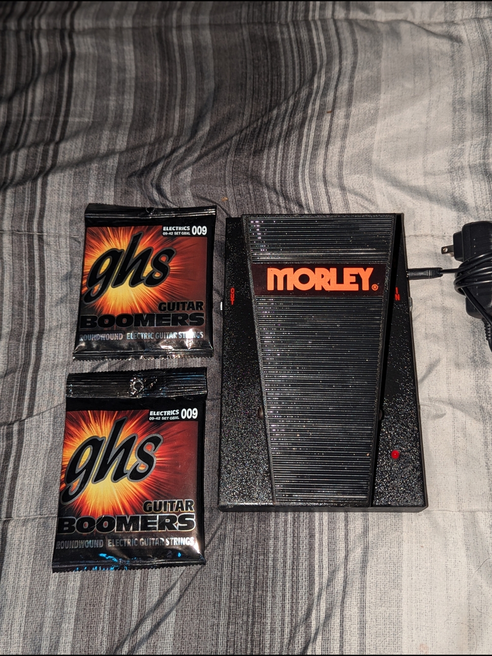 Morley Bad Horsie 1 Wah Pedal Steve Vai plus 2 packs of electric strings